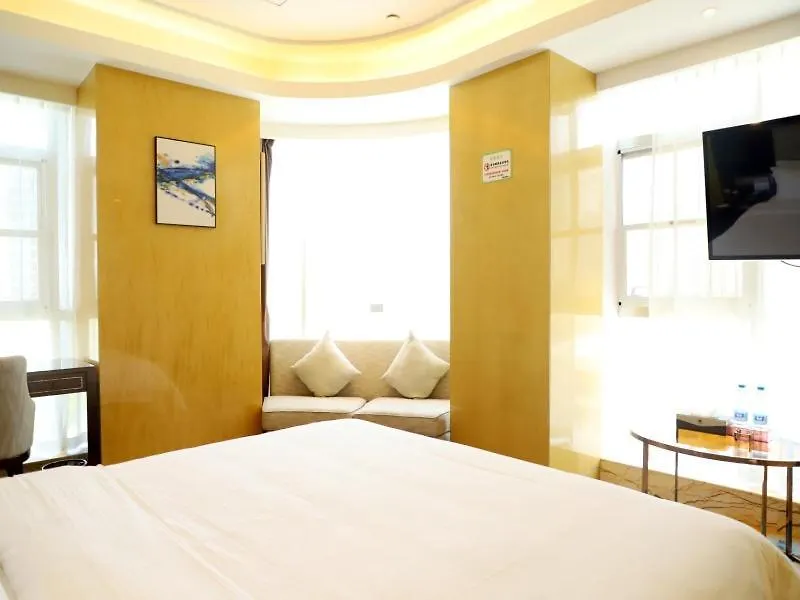 Hotel Greentree Inn Zhumadian High-Speed Rail Station Square Store