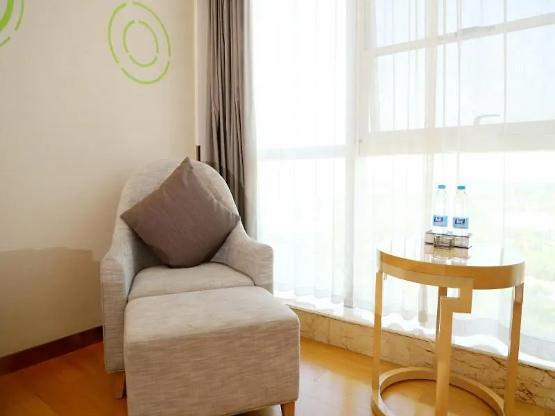 Greentree Inn Zhumadian High-Speed Rail Station Square Store