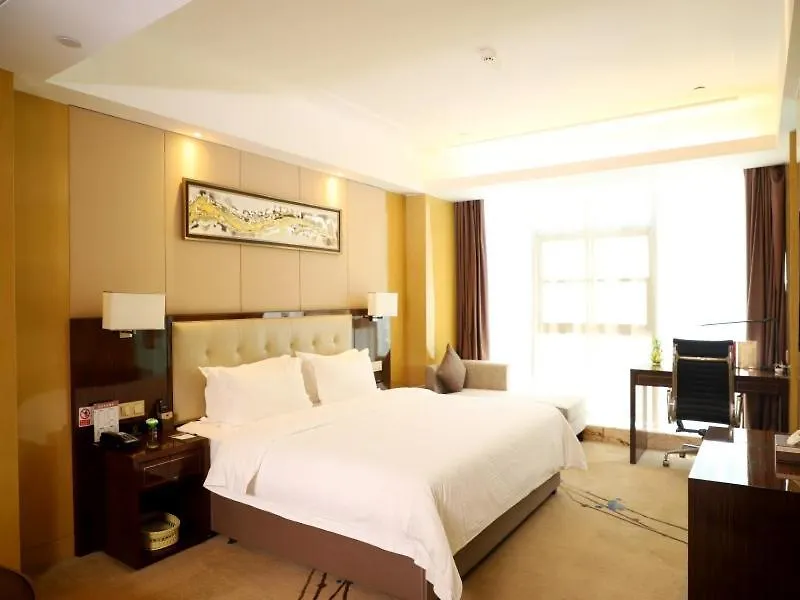 Hotel Greentree Inn Zhumadian High-Speed Rail Station Square Store